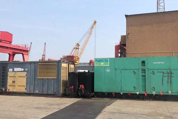 玉林发电机出租空气滤清器的清洁频率是多少？