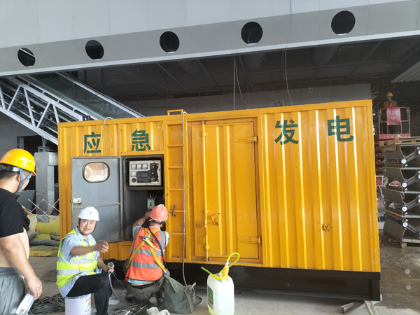 玉林怎样判断空气滤清器是否需要更换？